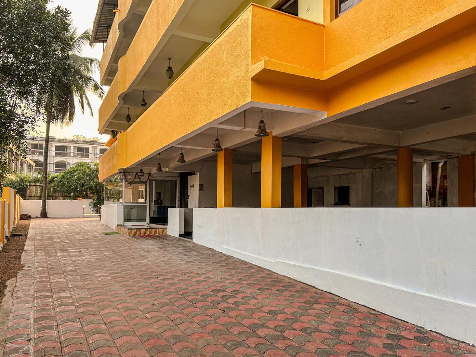 La Costa Residency Hotel Anjuna Exterior foto